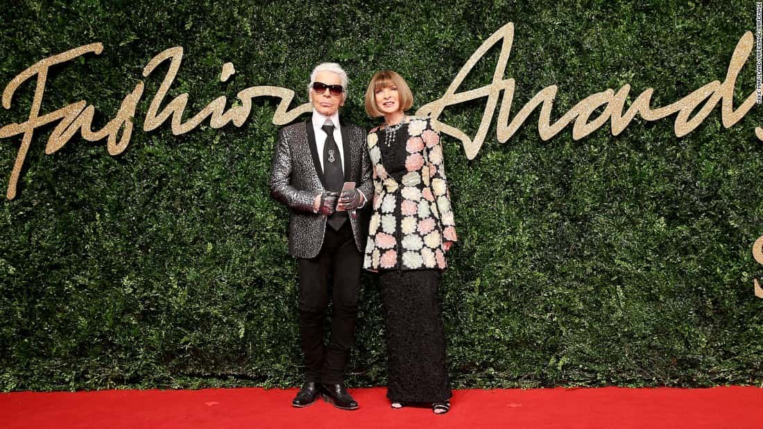 151124142100-british-fashion-awards-2015-anna-wintour-karl-lagerfeld-super-169