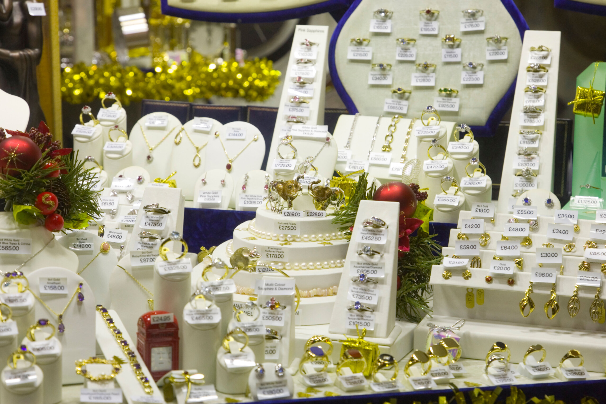 Gold or silver? The jewellery battle we are all talking about