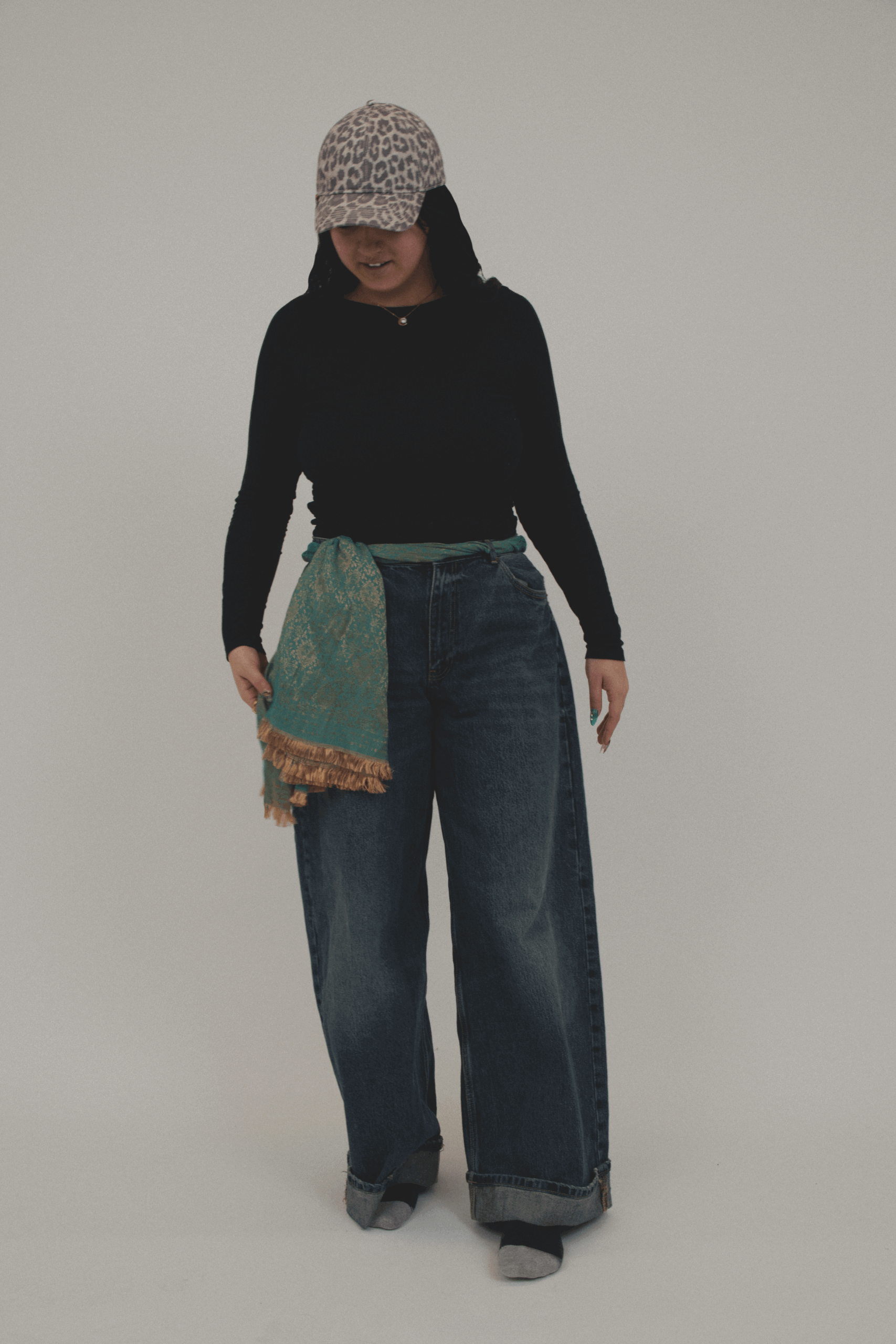 Using a scarf as a belt